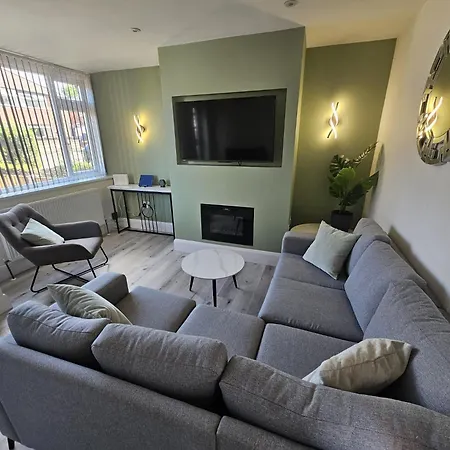 House - Sleeps 4 - Parking - Garden - Centre Сasa de vacaciones Leeds (West Yorkshire)