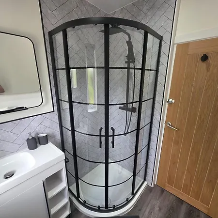 House - Sleeps 4 - Parking - Garden - Centre Leeds (West Yorkshire)